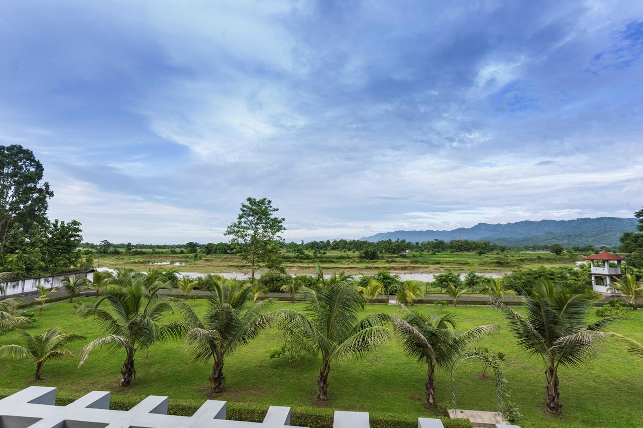 Отель Zone Niathu Dimapur By The Park Экстерьер фото